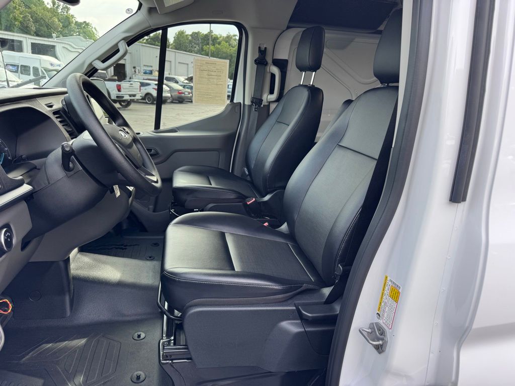 FordTransit-15018