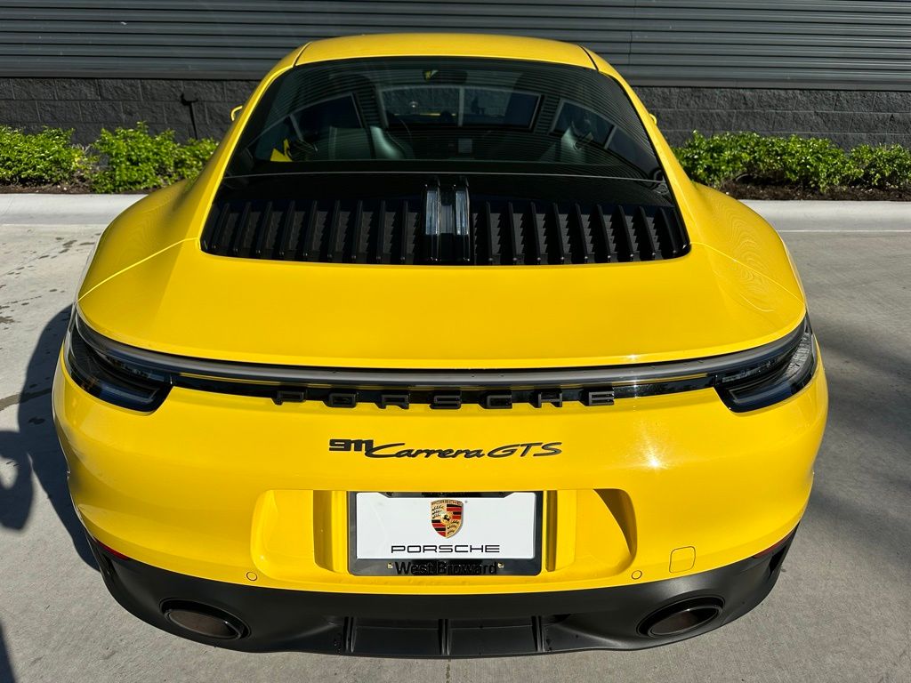 2023 Porsche 911 Carrera S 15