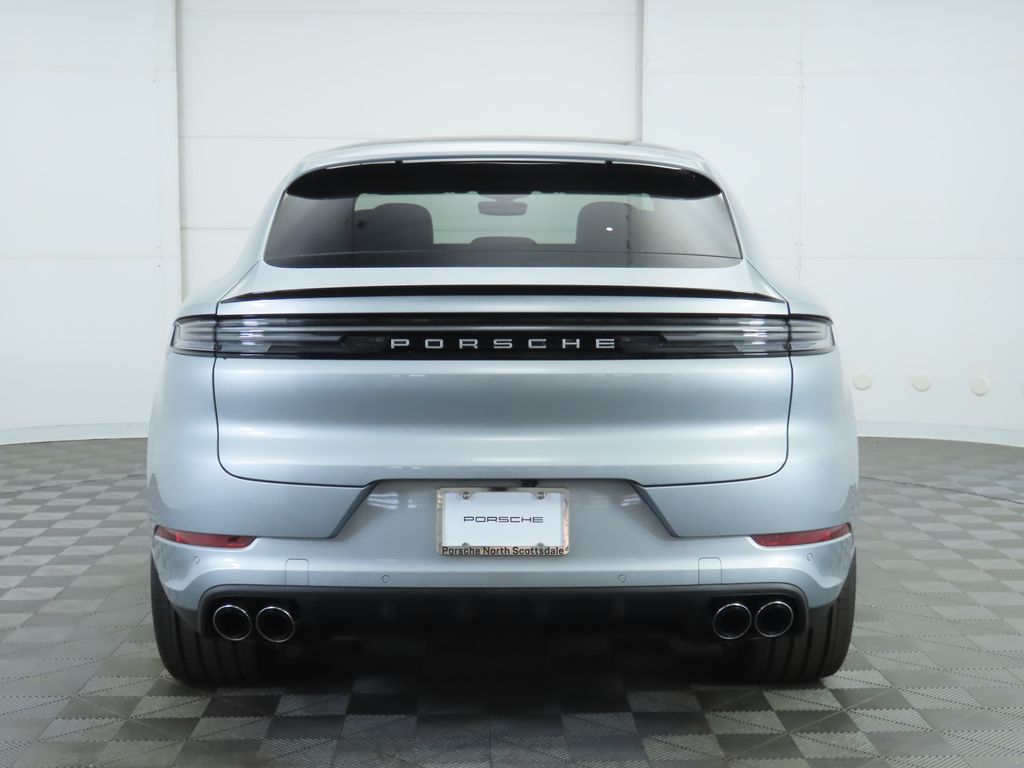 Thumbnail: 2025 Porsche  - 6