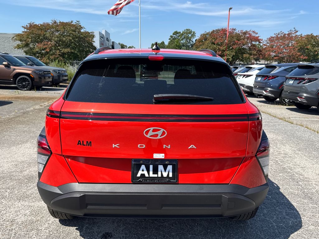 2026 Hyundai Kona SEL photo 4