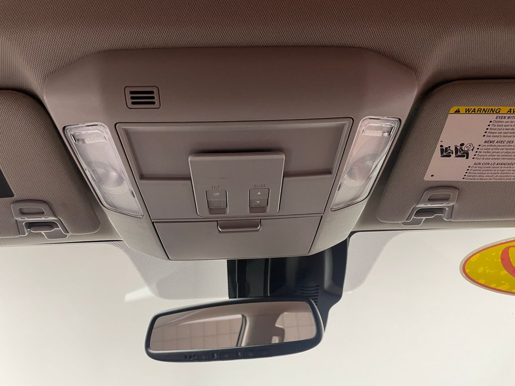 Thumbnail: 2019 Toyota Tundra - 32