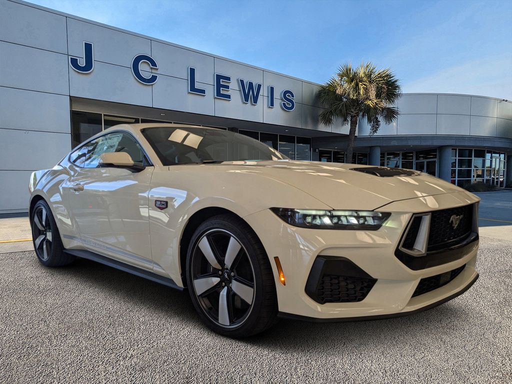 2025 Ford Mustang GT Premium Fastback