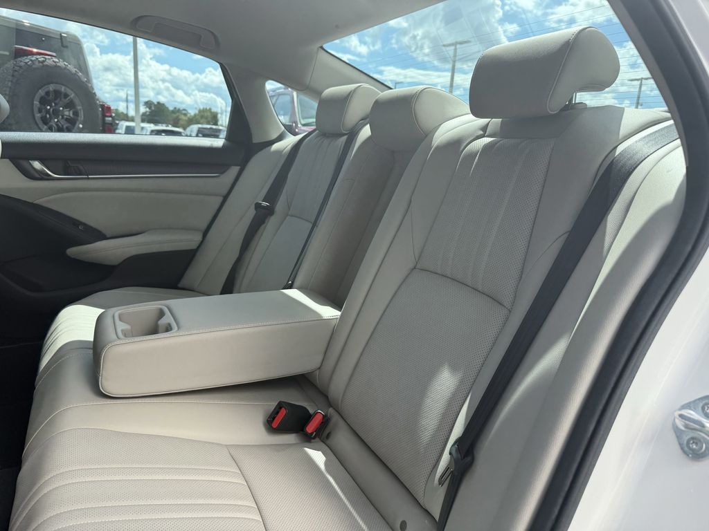 2022 Honda Accord Hybrid EX-L