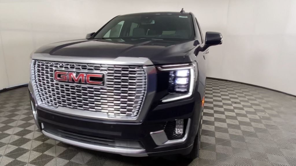 2024 GMC Yukon Denali 3