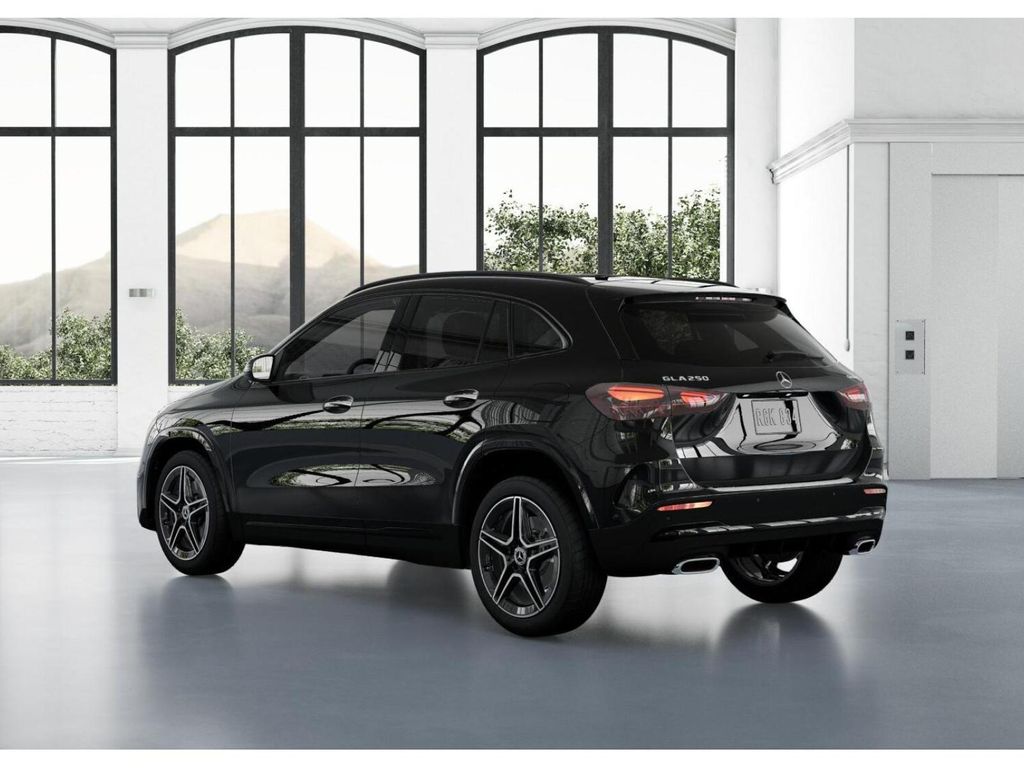 Thumbnail: 2026 Mercedes-Benz GLA - 29