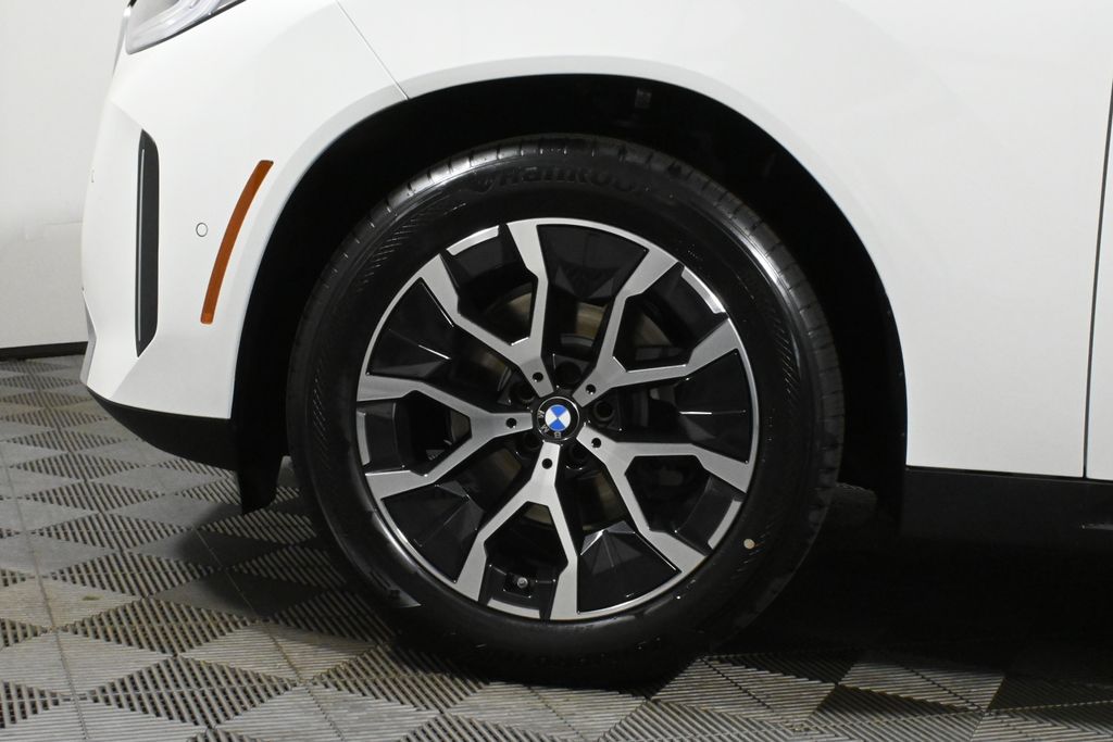 Thumbnail: 2026 BMW X3 - 12