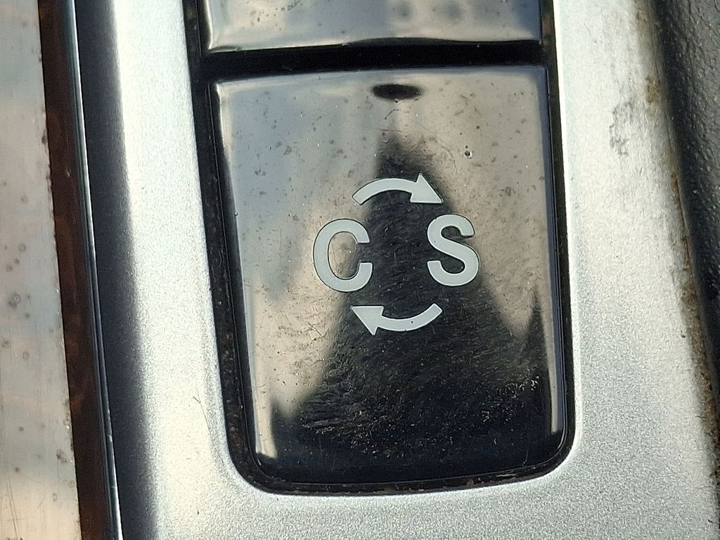 Thumbnail: 2009 Mercedes-Benz C-Class - 23