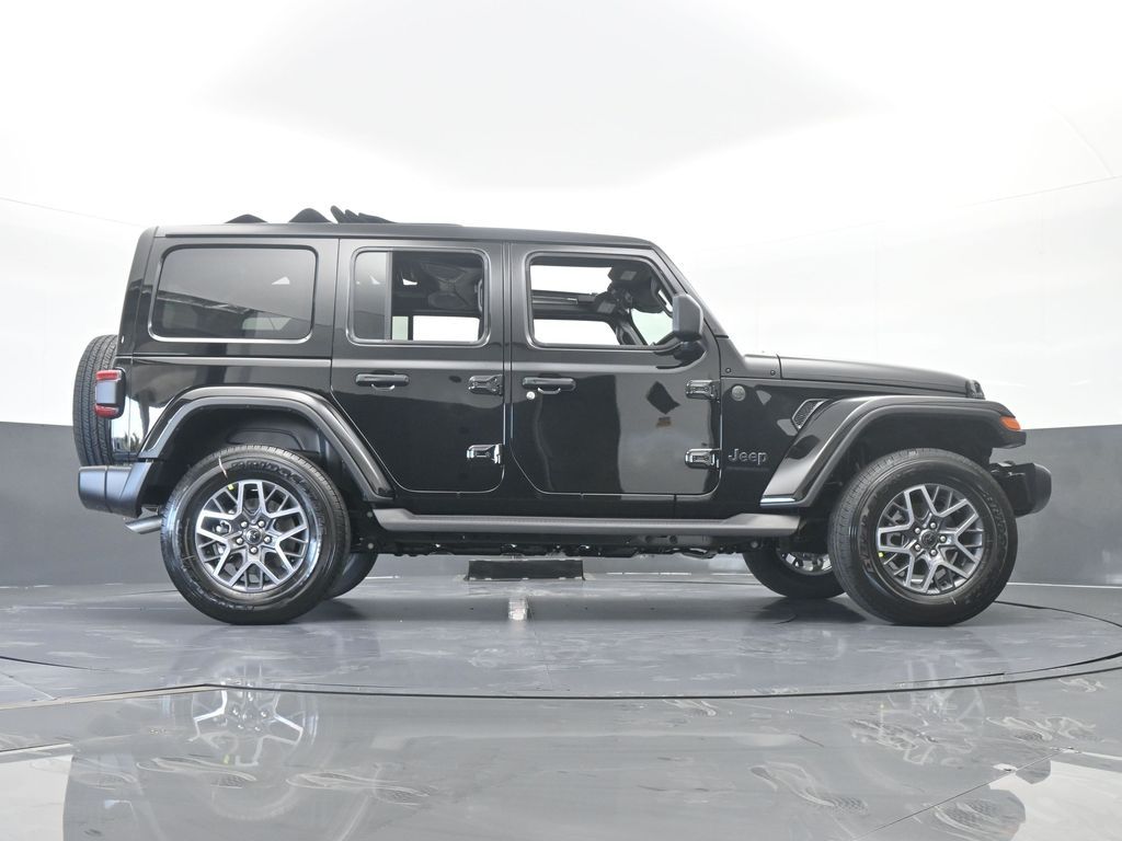 New 2026 Black Clearcoat Jeep Sahara image 59