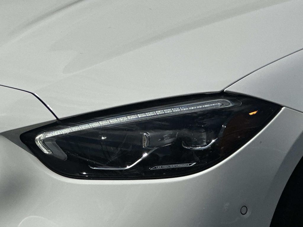 Thumbnail: 2025 Mercedes-Benz C-Class - 3