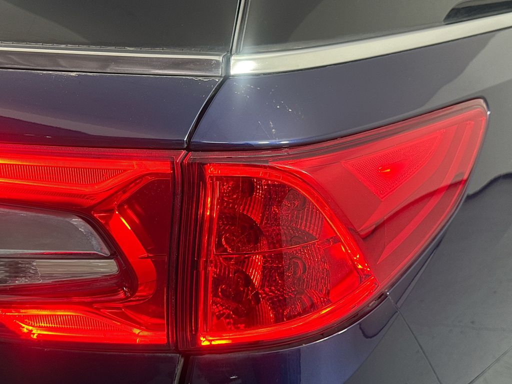 Used Car 2019 Honda Odyssey  Ex-l For Sale Under $30,000 In Austin, Texas