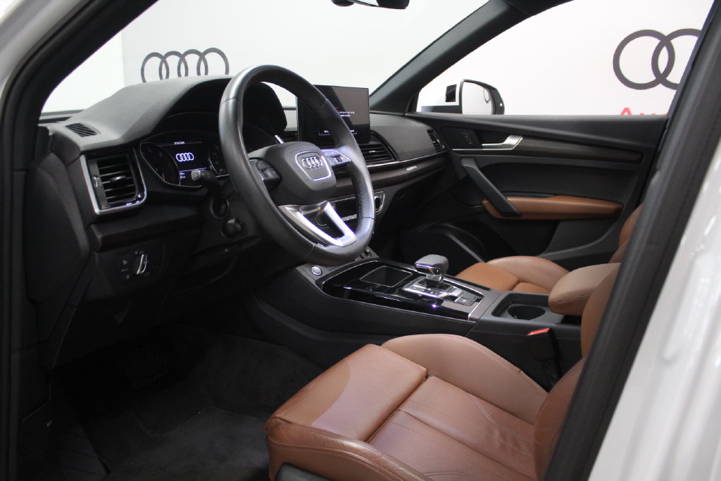 Thumbnail: 2024 Audi Q5 - 11