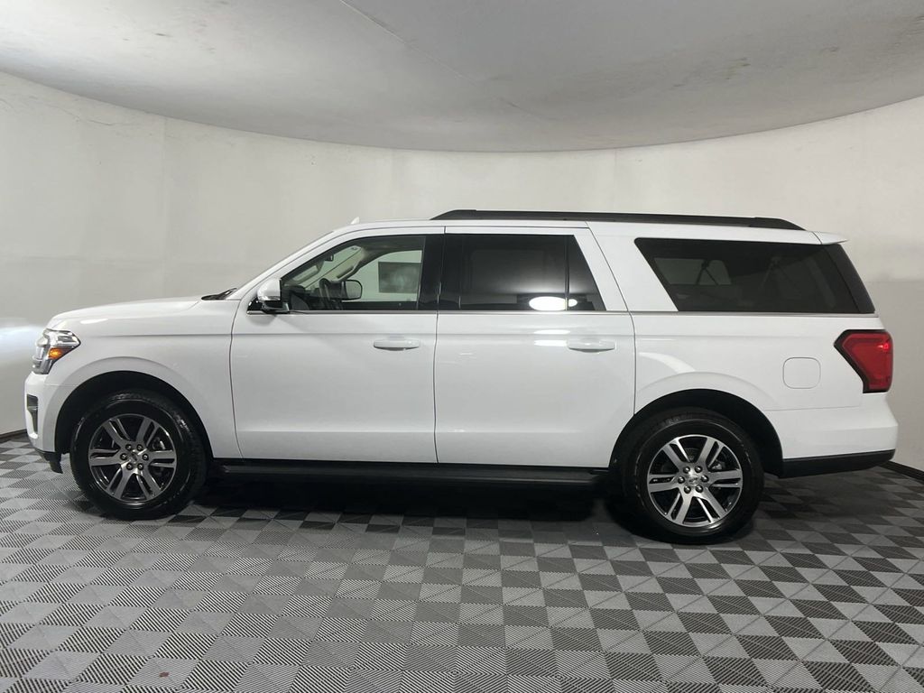 2024 Ford Expedition Max XLT 4