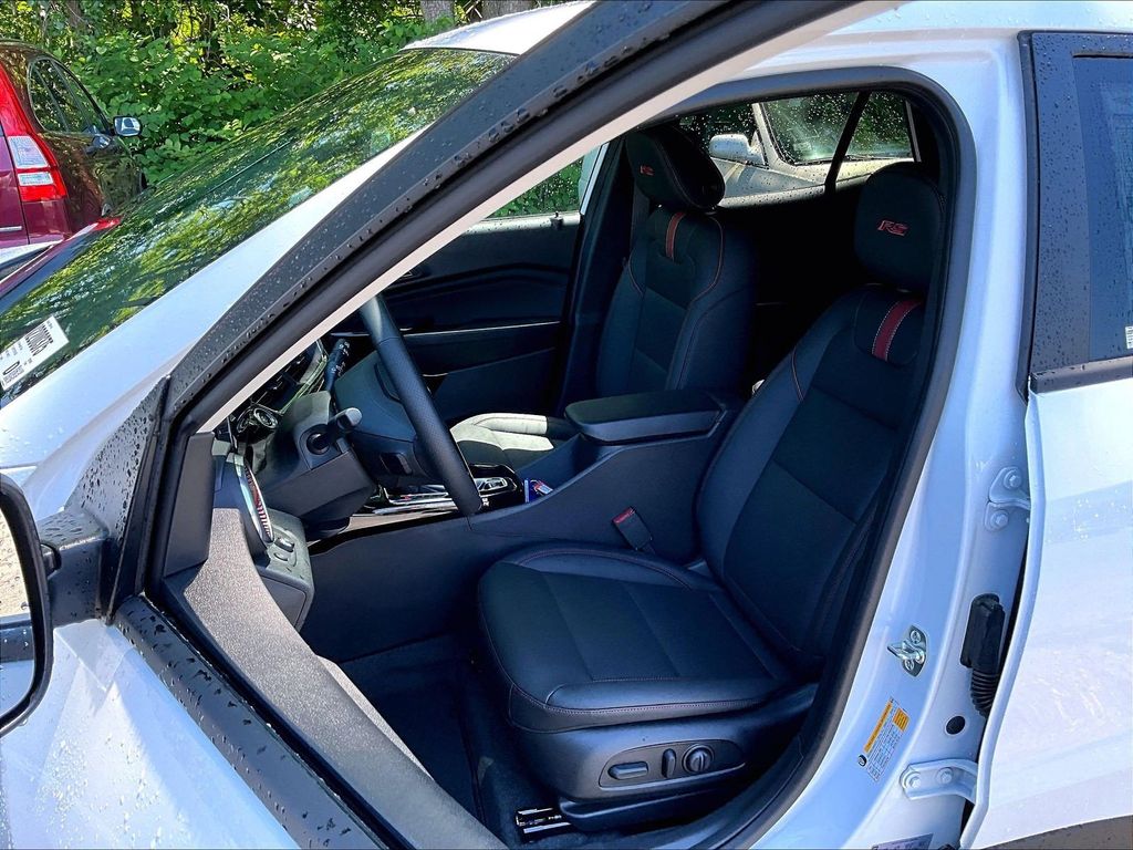 2026 Chevrolet Trax — photo 11