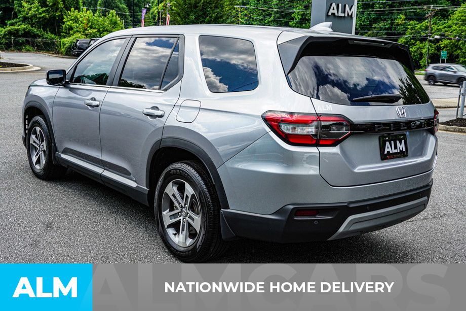 Used 2025 Silver Honda EX-L image 4