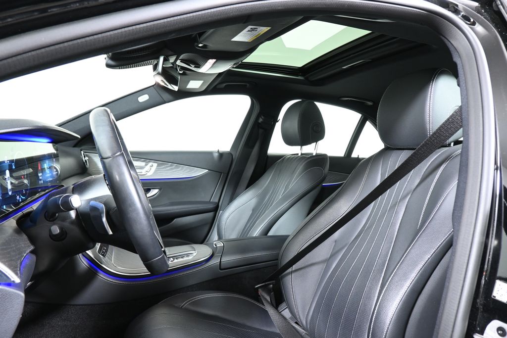 Thumbnail: 2021 Mercedes-Benz E-Class - 5