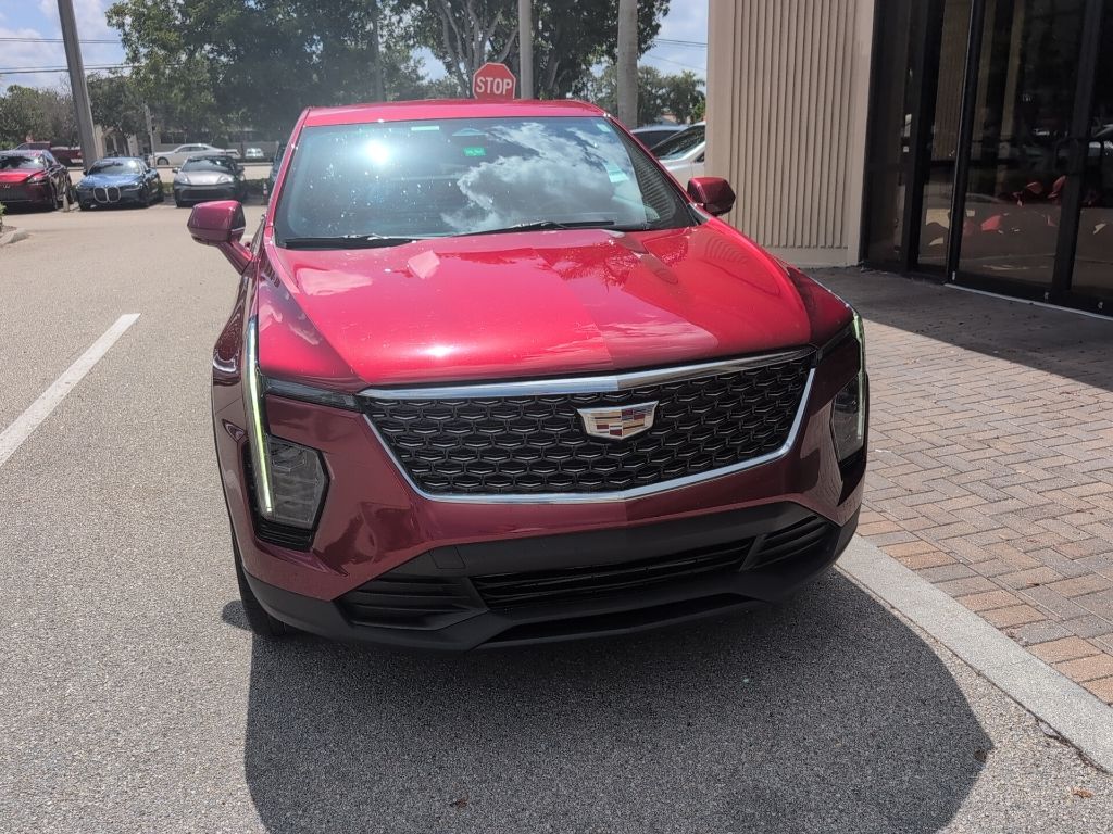 Used 2024 Red Cadillac Luxury image 4