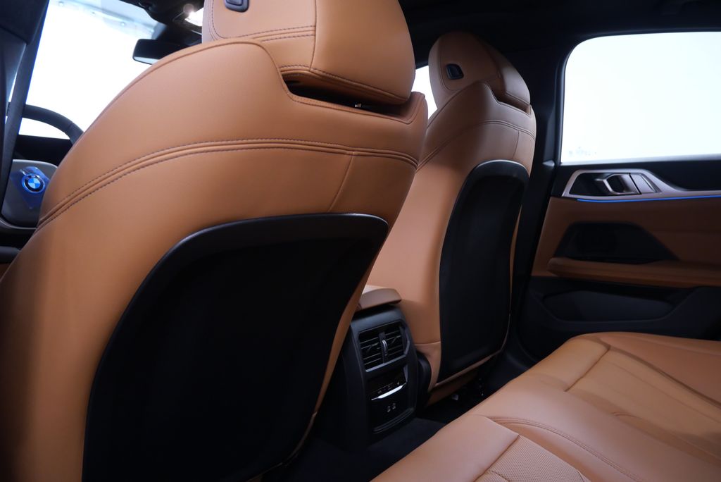 2025 BMW i4 xDrive40 18