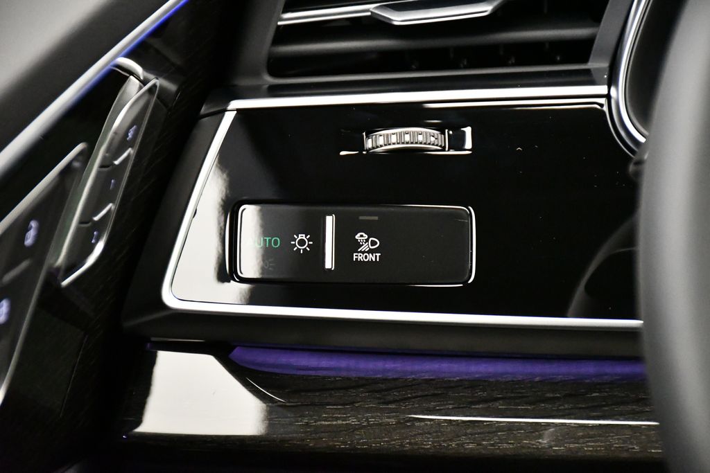 Thumbnail: 2025 Audi Q7 - 23