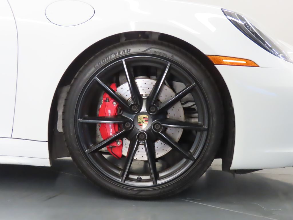 Thumbnail: 2020 Porsche 911 - 11