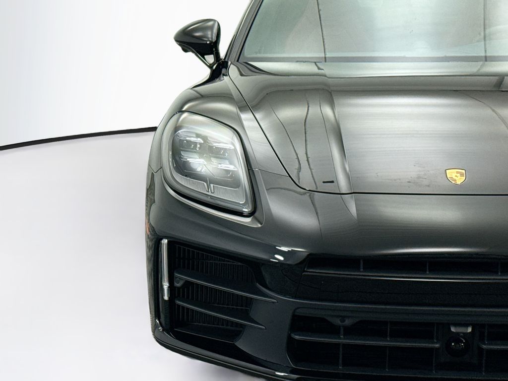 Thumbnail: 2026 Porsche Panamera - 12