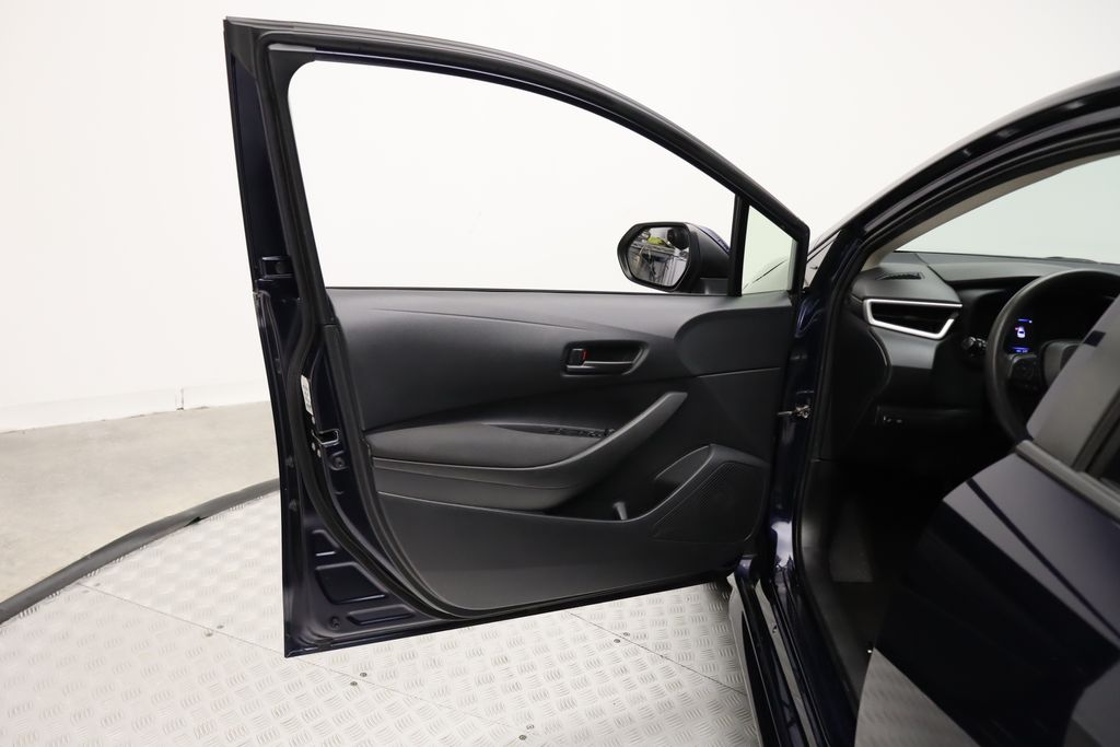 Thumbnail: 2023 Toyota Corolla - 16