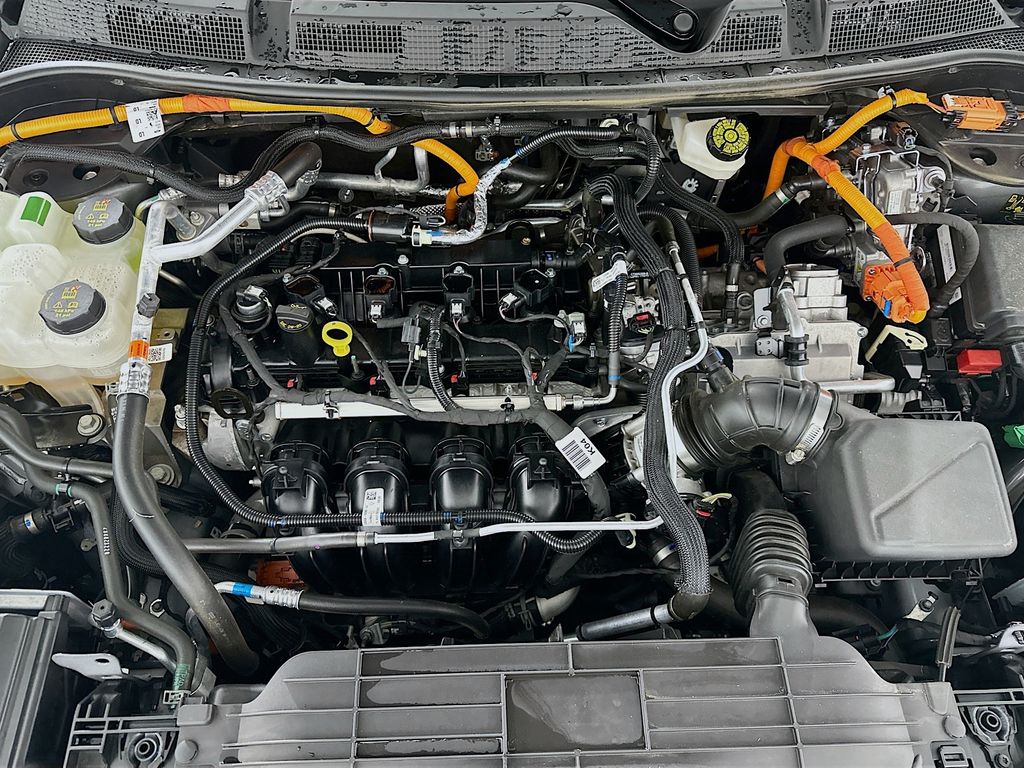 Used 2023 Gray Lincoln Grand Touring image 32