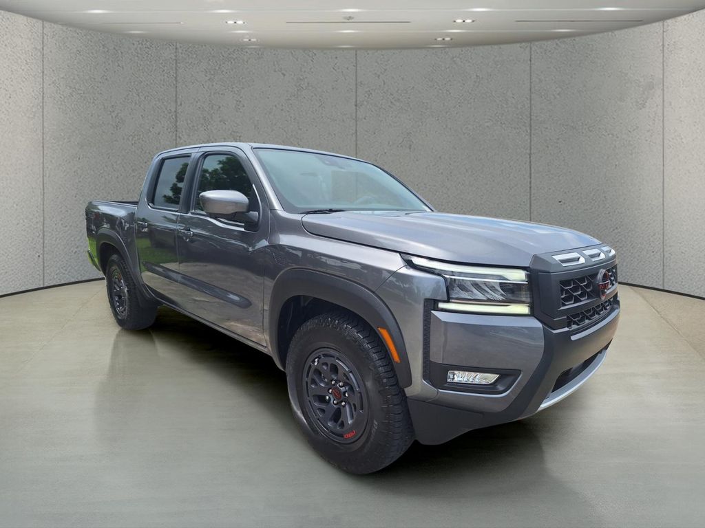 View vehicle photo 7