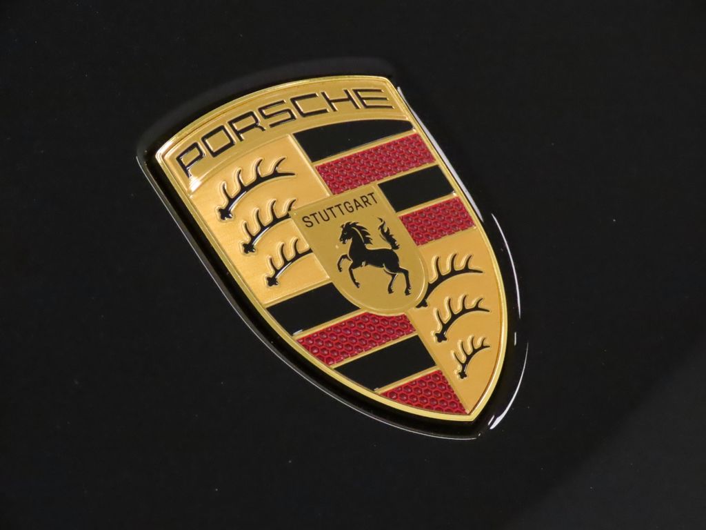 Thumbnail: 2024 Porsche Macan - 14