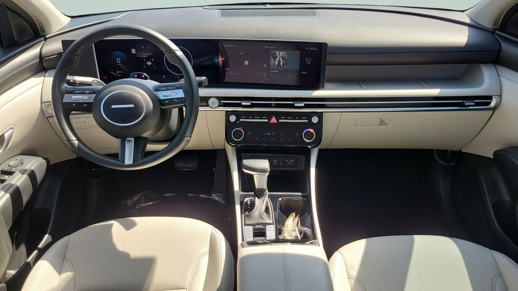 Certified Used 2025 White Hyundai SEL Convenience image 11