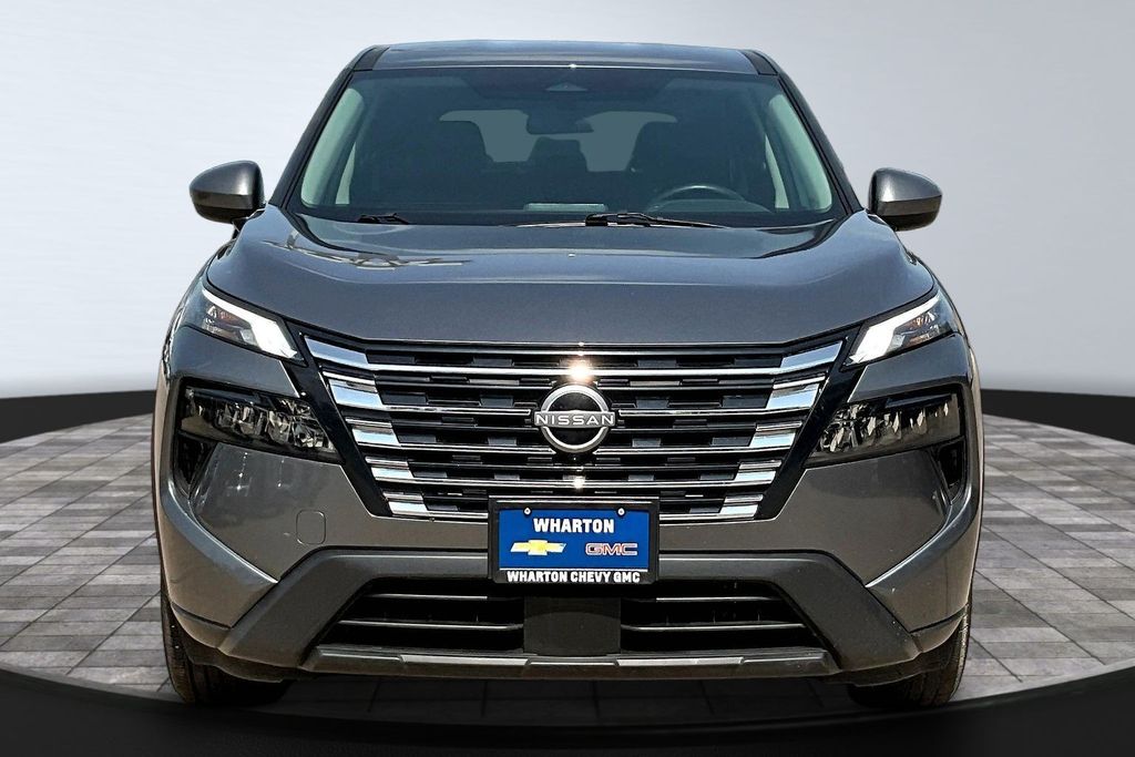 2025 Nissan Rogue SV - 2