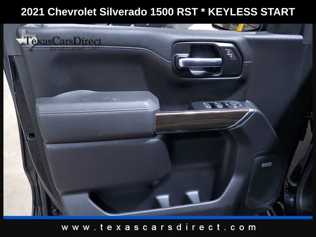 2021 Chevrolet Silverado 1500 RST photo