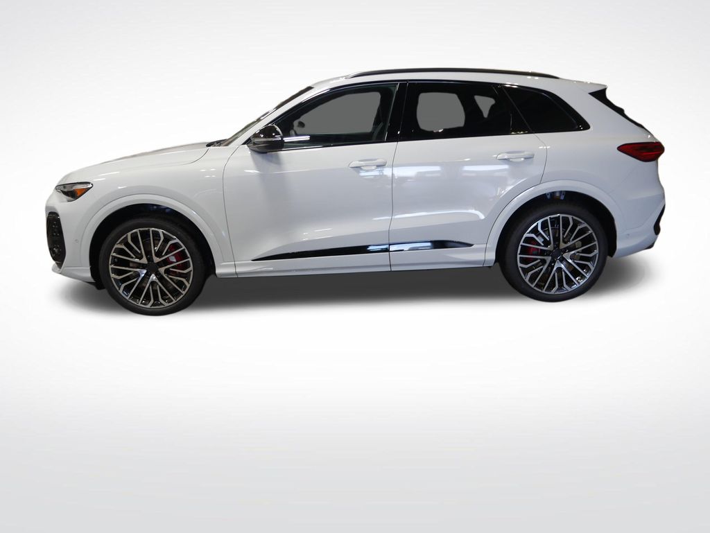 Thumbnail: 2026 Audi SQ5 - 2