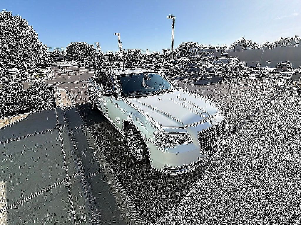 White (Ivory) 2015 Chrysler 300 Sedan Rear-Wheel Drive 8-Speed Automatic