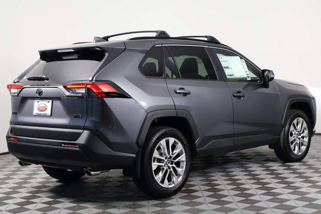 Thumbnail: 2025 Toyota RAV4 - 2