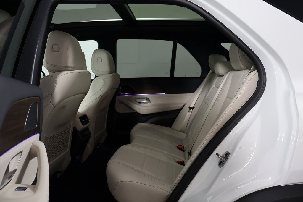 Thumbnail: 2026 Mercedes-Benz GLE - 6