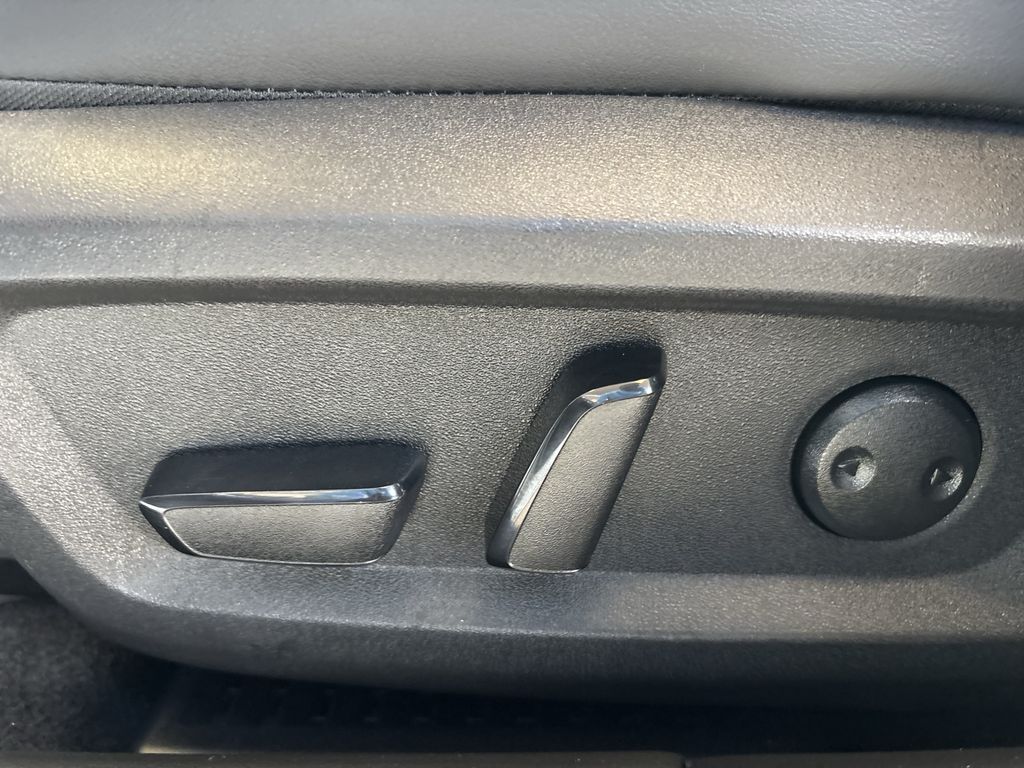 Used 2023 Nissan Rogue SUV