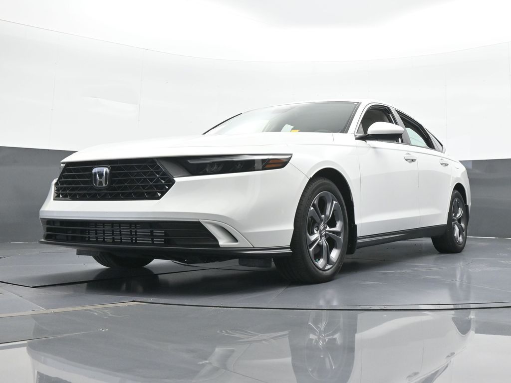 Used 2023 White Honda EX image 56