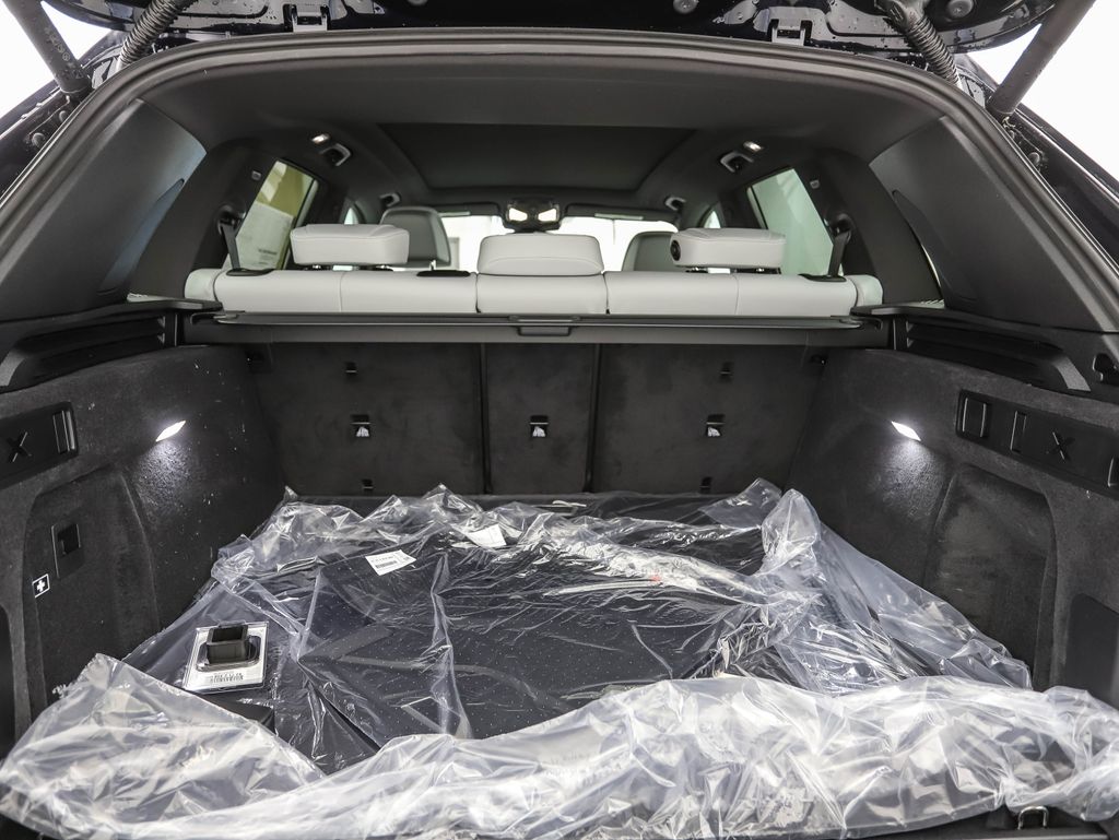 Thumbnail: 2026 BMW X5 - 24