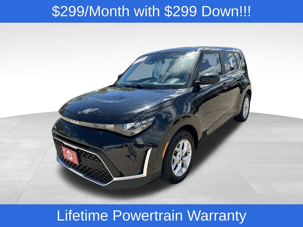 Fusion Black 2025 Kia Soul SUV / Crossover Front-Wheel Drive Continuously Variable Transmission