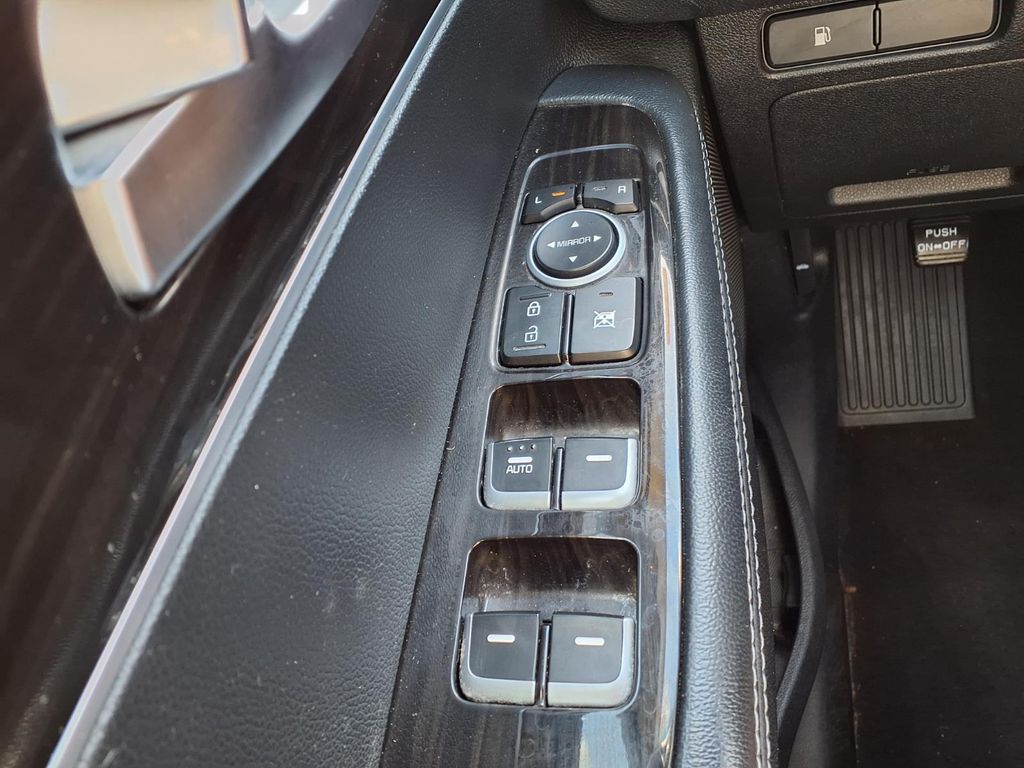 2020 Kia Sorento L Silver at Gullo Toyota