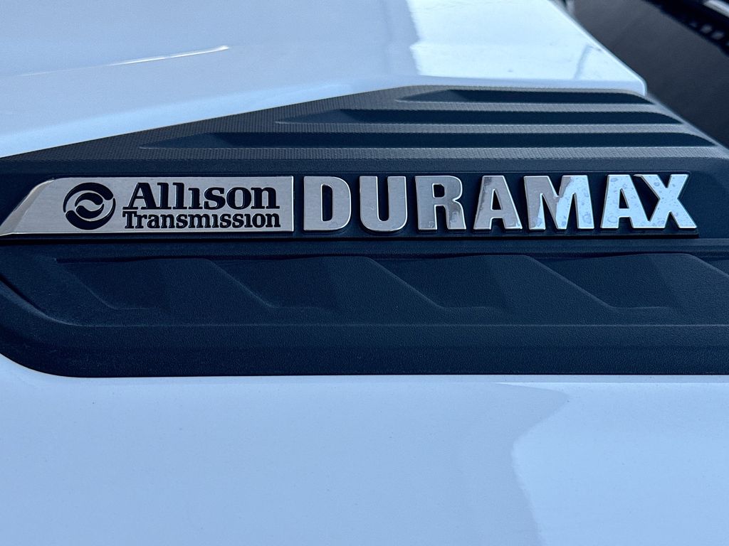 2024 Chevrolet Silverado 3500HD LT - Photo 36