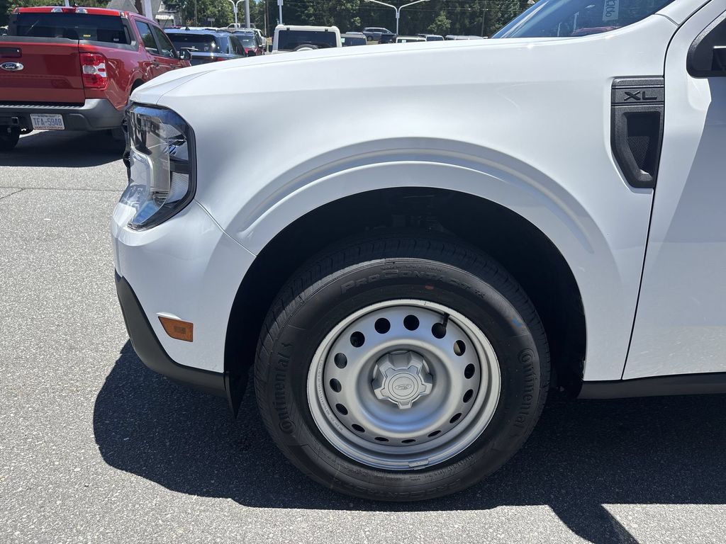 New 2026 Oxford White Ford XL image 18