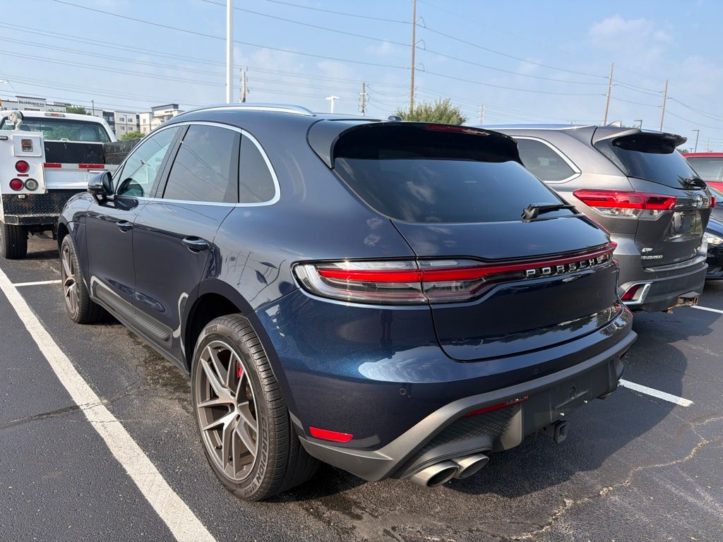 Thumbnail: 2023 Porsche Macan - 2
