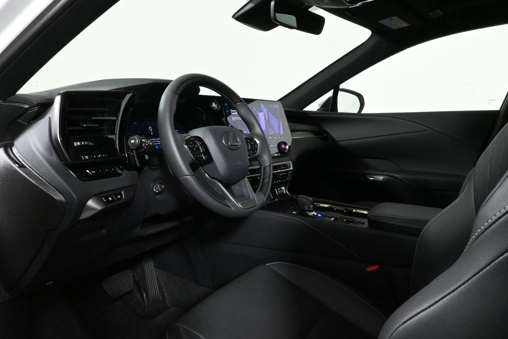 Thumbnail: 2025 Lexus RX - 14