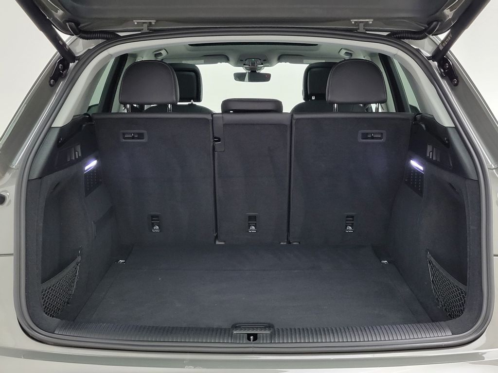 Thumbnail: 2023 Audi Q5 - 9