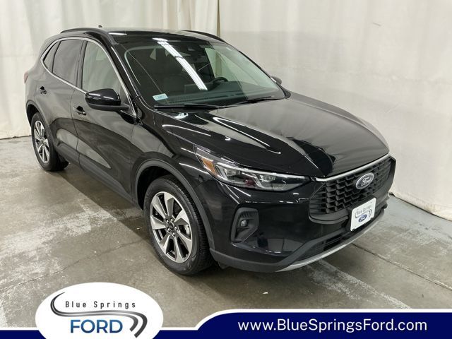 Agate Black Metallic 2025 Ford Escape Platinum AWD SUV / Crossover All-Wheel Drive 8-Speed Automatic