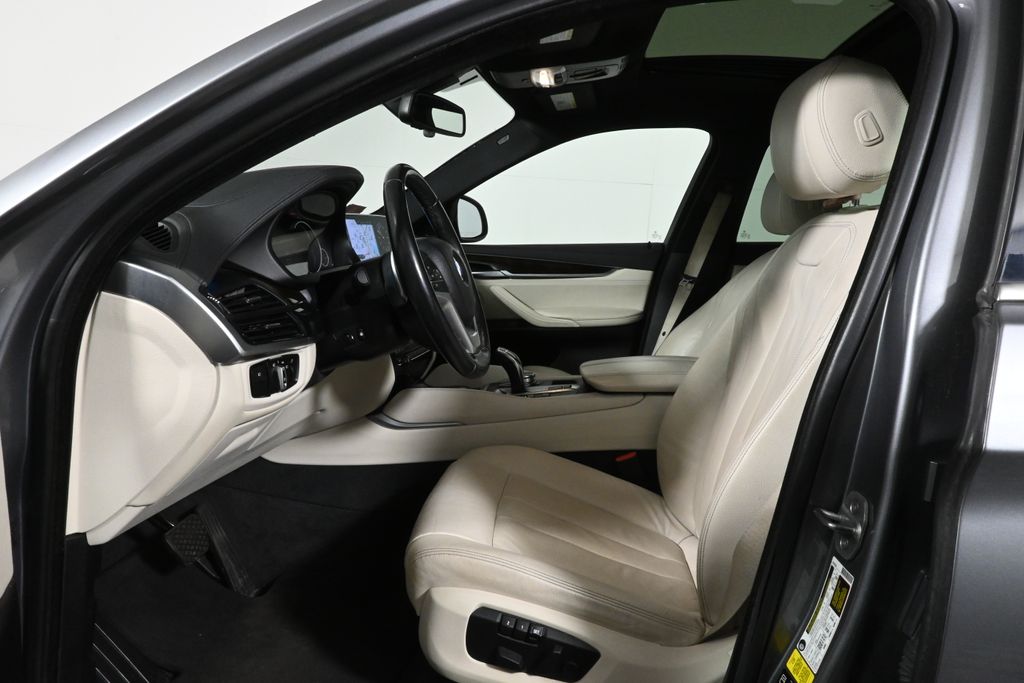 Thumbnail: 2017 BMW X6 - 3