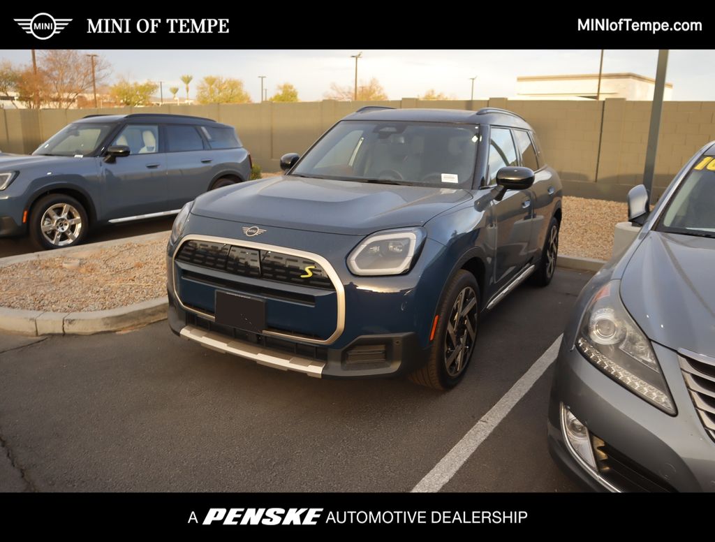 2025 MINI Cooper Countryman  Hero Image