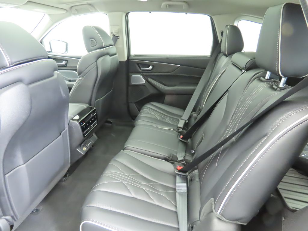 Thumbnail: 2026 Acura MDX - 22