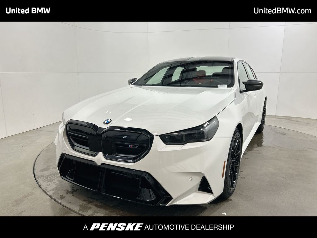 Thumbnail: 2026 BMW M5 - 1